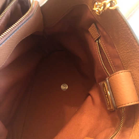 Beautiful Tory Burch Shoulder Bag Brand New W/O Tags - Picture 5 of 9